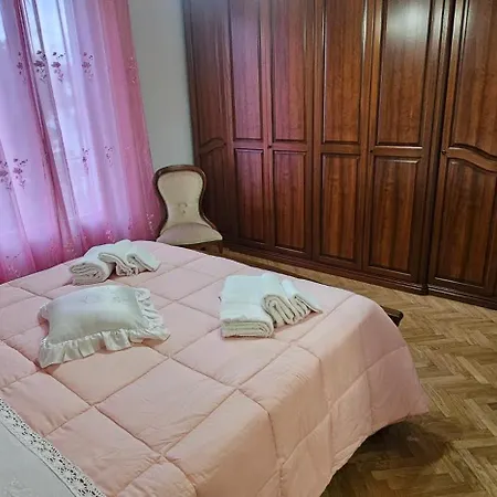 La Querce Bed & Breakfast 3*